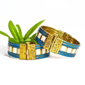 VTG 70's Mother of Pearl Brass Hinged Bangle